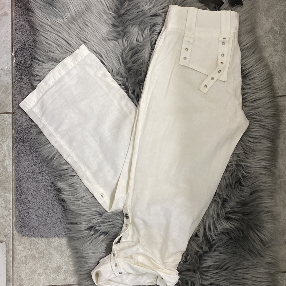 BCBGMAXAZRIA pants size 4